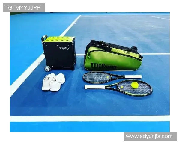 网球爱好者必备装备全解析，提升比赛表现从选择正确装备开始